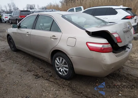 2009 Toyota Camry Le z USA, uszkodzony, nr VIN 4T1BE46K09U831400